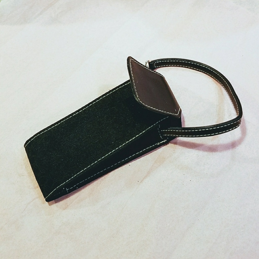 CELL PHONE/CARRY ALL CASE W/STRAP
